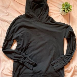 Lululemon long sleeve hoodie🌟